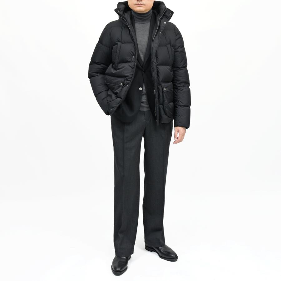 HERNO（ヘルノ）ナイロンダウンフーディージャケット PI001140U-12004Z 14052003132の画像