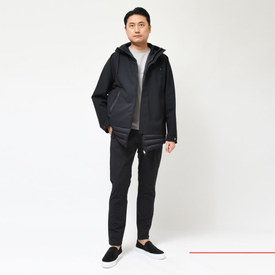 HERNO（ヘルノ）ウォーターレペレントストレッチナイロン×ウルトラライトナイロンハイブリッドダウンフーディーブルゾン PI000985U ...