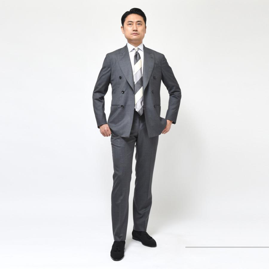 は*ん様 美品 Giannetto 春夏 スーツ ウール ポリエステル 黒 上4 美品 Giannetto 春夏 スーツ ウール ポリエステル 黒 上48 下46は*ん様