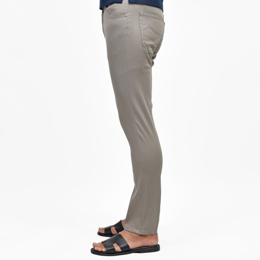 JACOB COHEN（ヤコブコーエン）SCOTTスコット コットンセルロースキャロットフィットクロップドパンツ 226-32876 53055047052の画像
