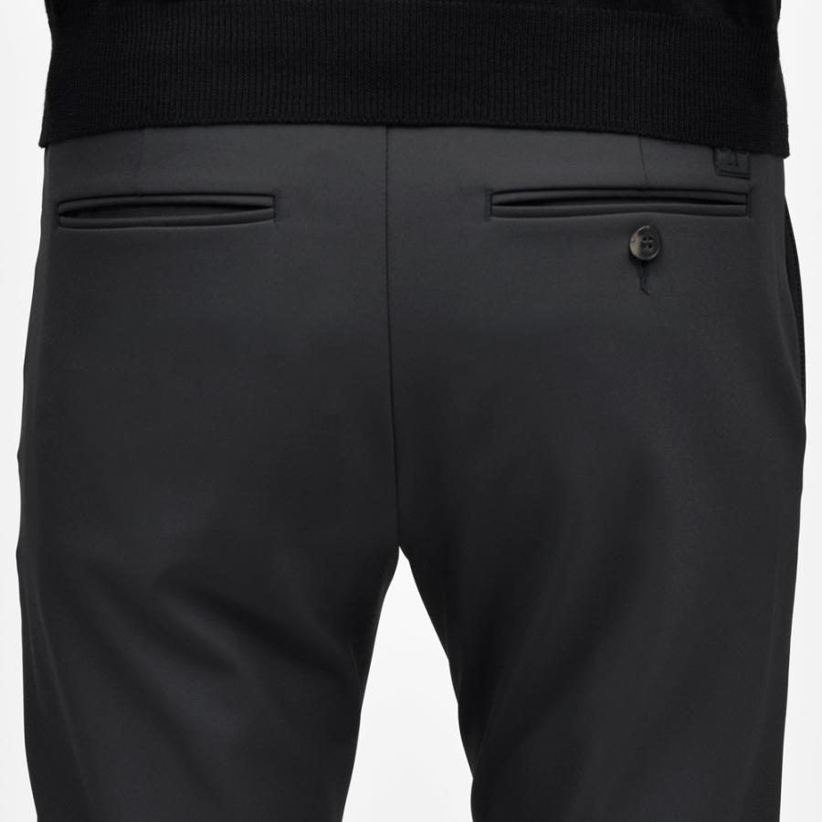 JACOB COHEN（ヤコブコーエン）GRAYグレイ ナイロンテーパードパンツ 226-42861 53056046052の画像