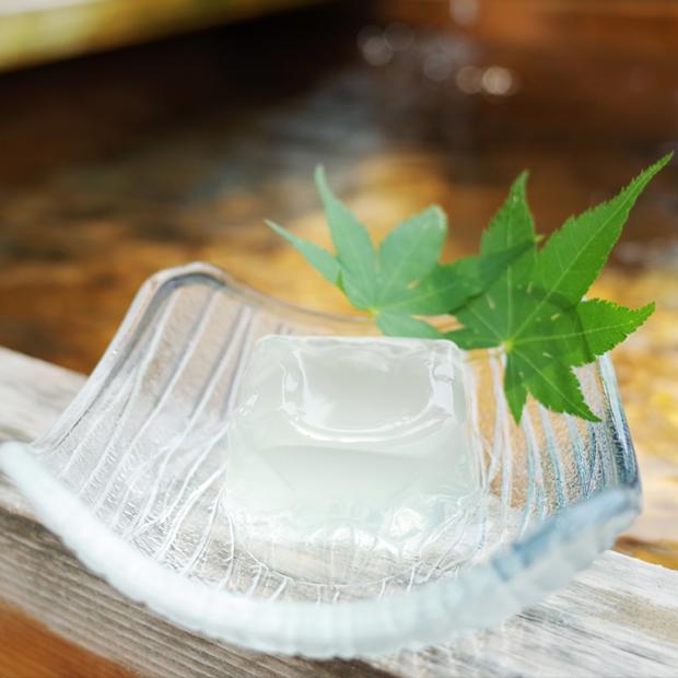 郡上八幡天然水　水の雫　柚子味　6個入 |  | 01