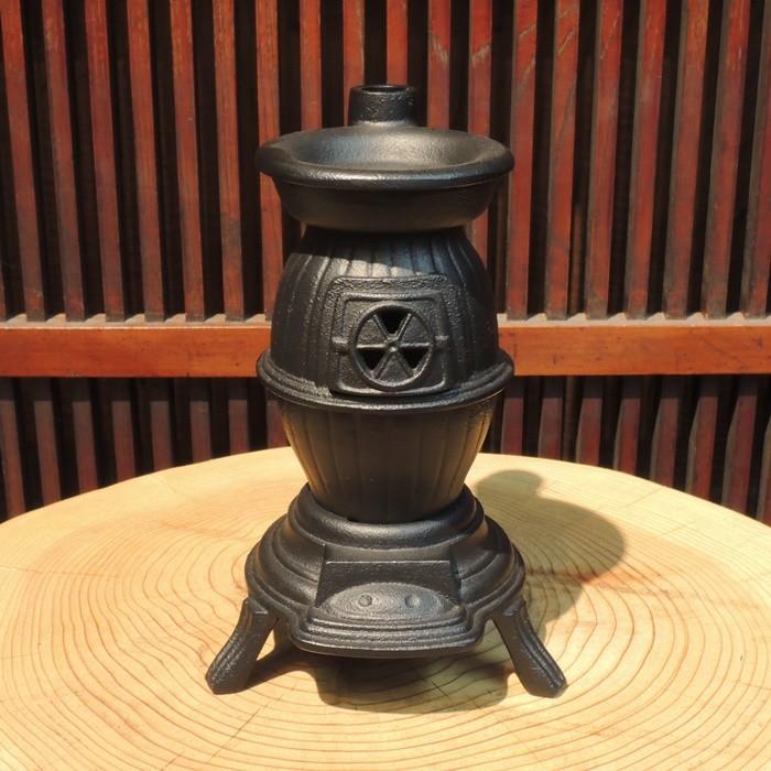 IWACHU 南部鉄器 ストーブ型オイルポット 岩鋳（IWACHU） 南部鐵器 オイルポット ストーブ : ぐんきんNET-SHOP