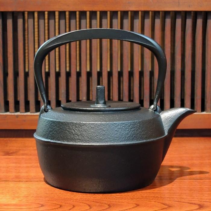 岩鋳（IWACHU） 南部鐵器 鉄瓶 ケトルバウム 黒焼付 : ぐんきんNET