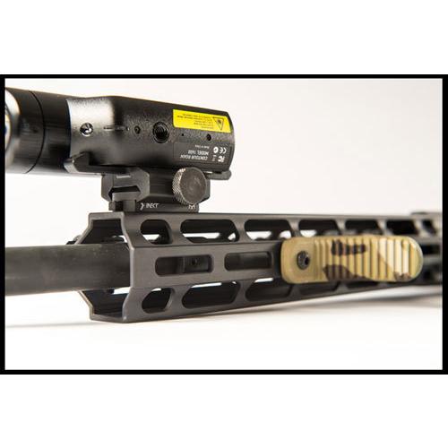 KINETIC 3 Slot (Single M-Lok) Mount black 【実物パーツ