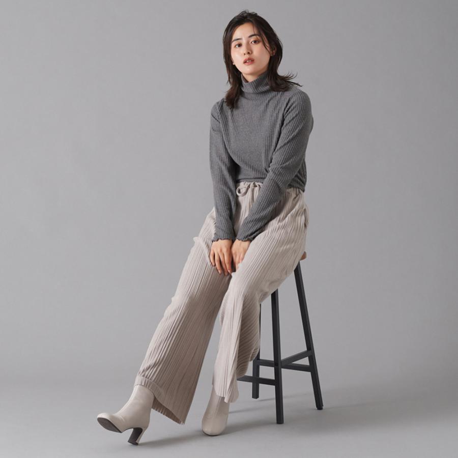 GUNZE（グンゼ） ベルベット調 プリーツ ワイドパンツ 秋 冬