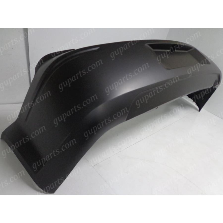 ダッジ（DODGE） マグナム 2005〜2008 リア バンパー 4805776AB