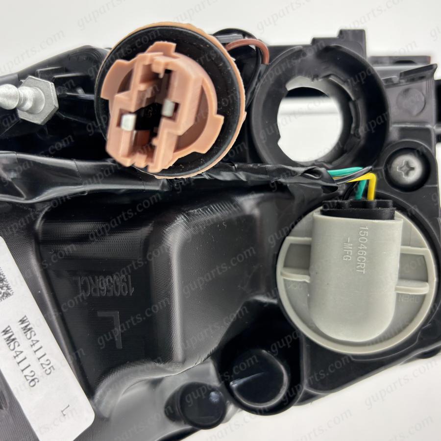三菱（MITSUBISHI） アウトランダー PHEV R3/12〜 GN0W 左 リヤ