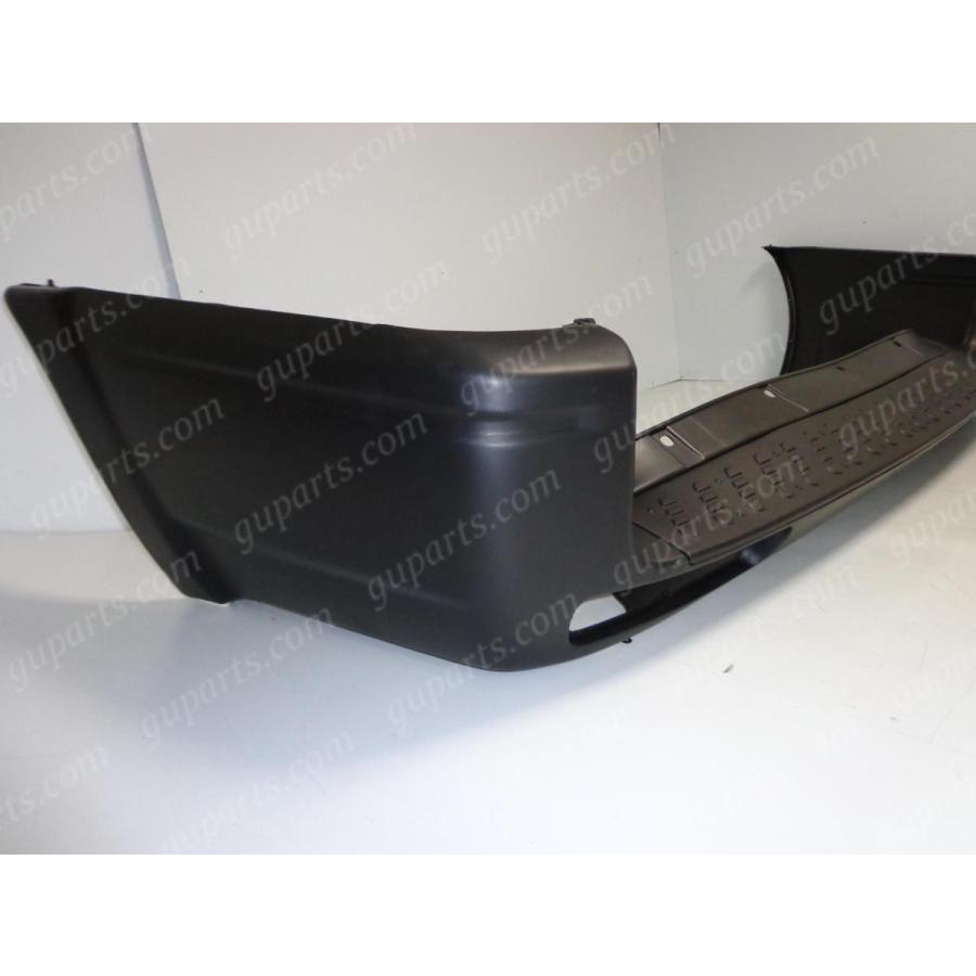 三菱（MITSUBISHI） パジェロ V73W V75W V77W V78W 後期 リアバンパー