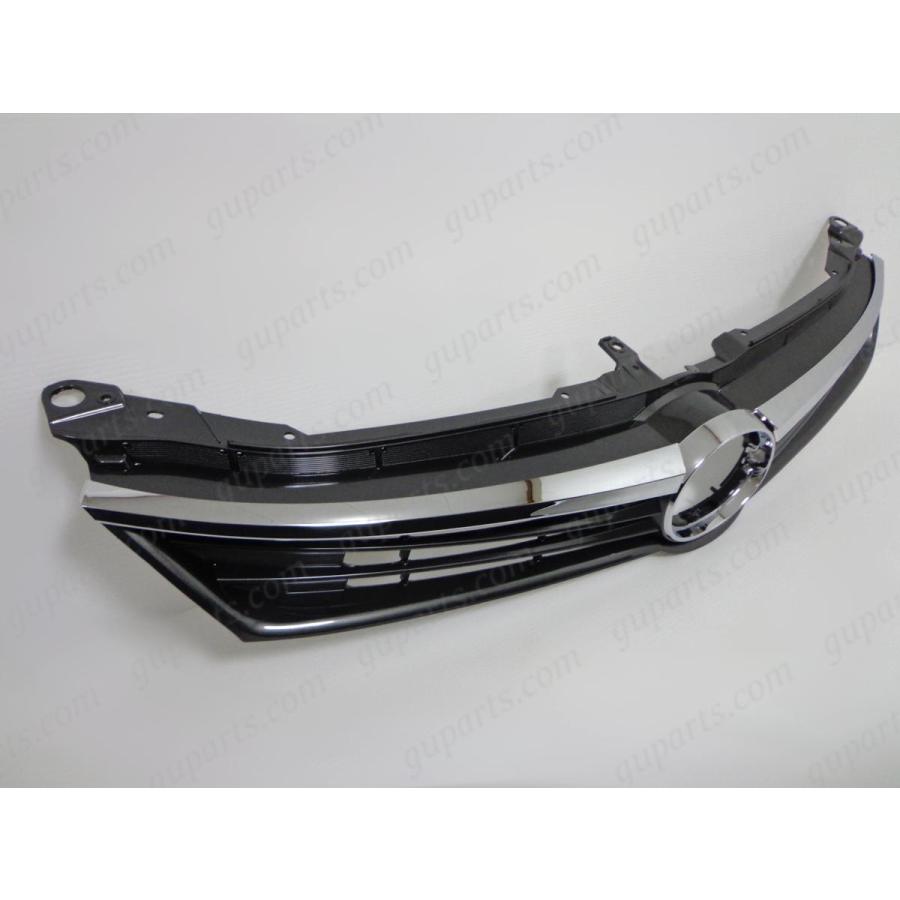 絶版品 トヨタ カムリハイブリッド AVV50 グリル 51Uet3sHsUL._UF350,350_QL50_.jpg