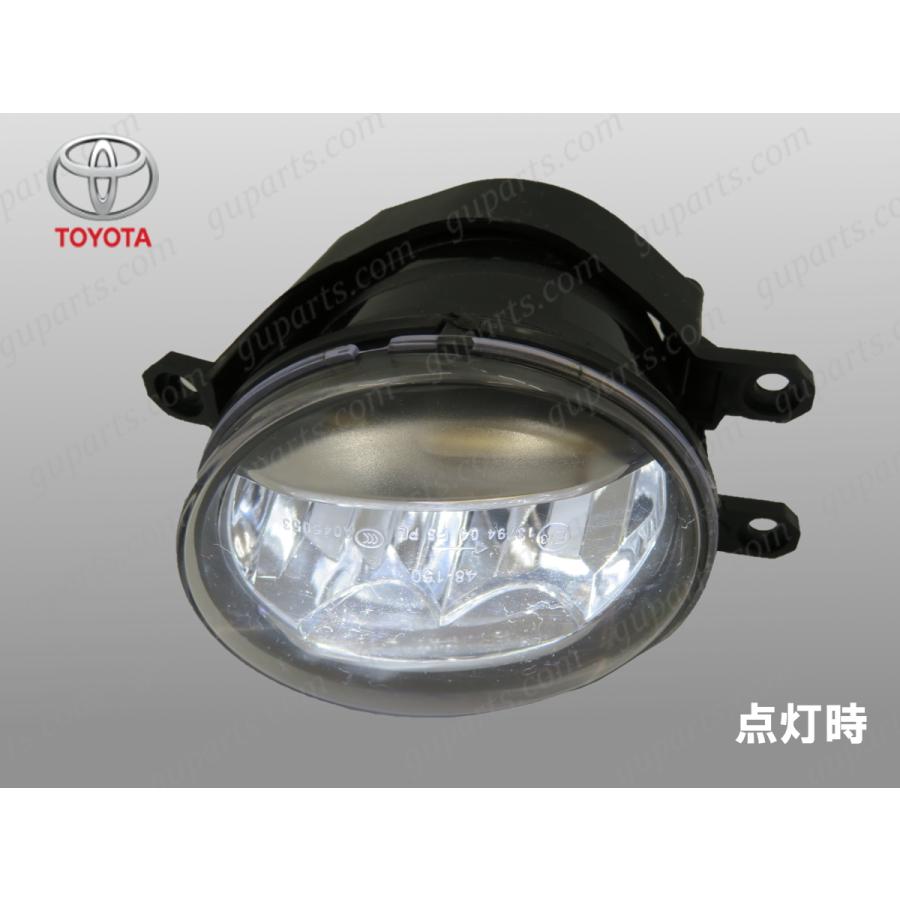 まいページ TOYOTA LAND CRUISER 40 Series Genuine Fog Lamp & Bracket Right