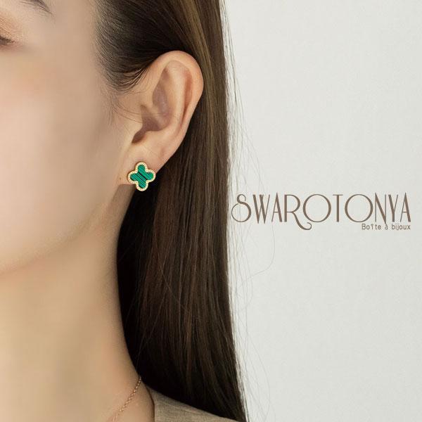 オニキスクローバーピアス