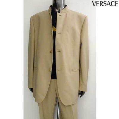 ヴェルサーチ Versace メンズ アウター スーツ セットアップ ロゴ ノーカラー シンプルデザインセットアップスーツ ベージュ 28sfk3 6x101 R 03a 868 ガッツブランドショップ 通販 Yahoo ショッピング