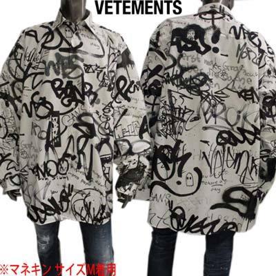 ヴェトモン VETEMENTS メンズ トップス シャツ 長袖 ユニセックス可 ロゴ 総柄グラフィティプリント入りカジュアルシャツ