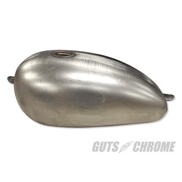 GUTS CHROME ○Lowbrow Customs製 2.6ガロン スーパーバナナタンク 