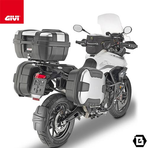 GIVI SR6415 キャリア スペシャルリアラック トップケース用（MONOKEY / MONOLOCKベース別売）｜TRIUMPH タイガー 900 対応の画像