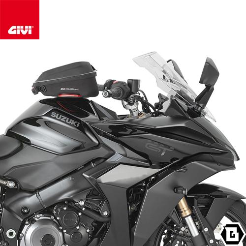 GIVIMOTO タンクバッグ　バイク　未使用　レインコート・肩掛けベルト付き GIVI（ジビ） GIVI EASY02 タンクバッグ Easy-T マグネット式 6L容量