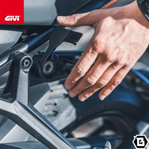 GIVI TR7415 サイドバッグサポート クイックリリース機能付き REMOVE-X 