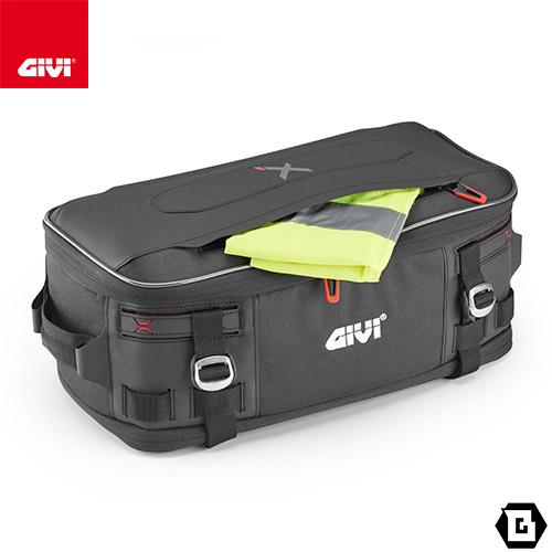 GIVI XL01 カーゴバッグ 防水 15 - 20L容量可変 X-lineシリーズ 