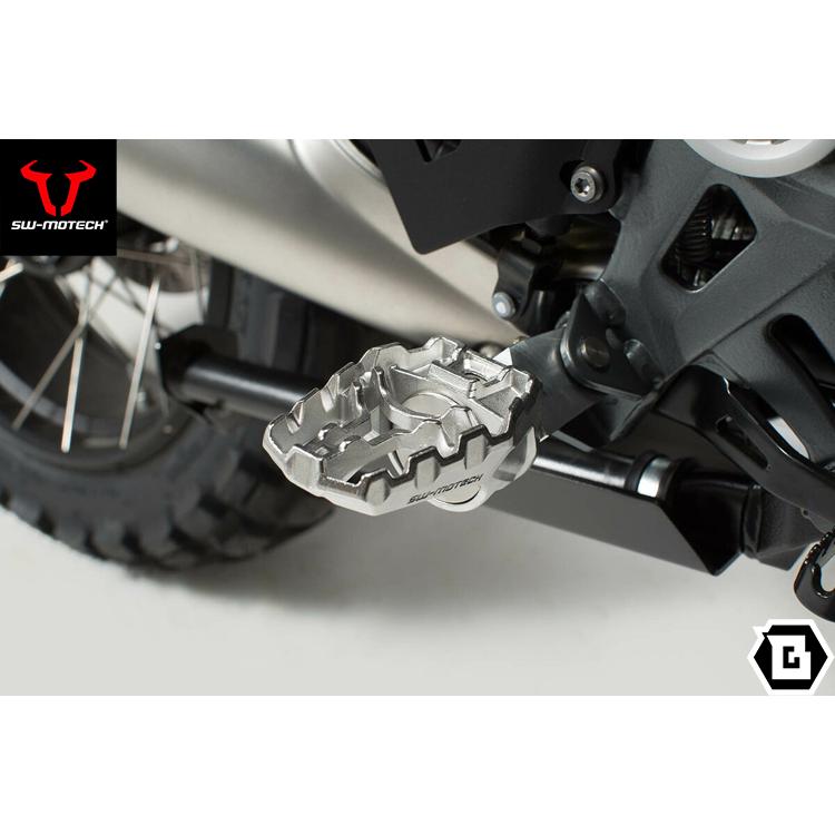 SW-MOTECH | EVO footrest kit. Aprilia. BMW. Suzuki models. | FRS.05.112.10002｜guutech-moto｜03