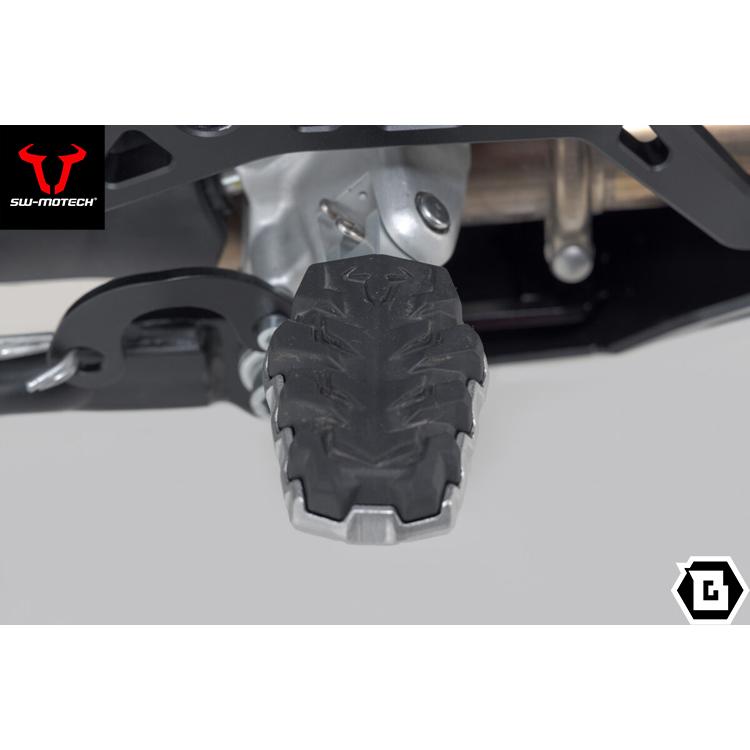 SW-MOTECH | EVO footrest kit. Ducati Multistrada V4 / V2. DesertX. | FRS.22.112.10201｜guutech-moto｜04