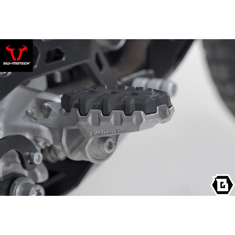 SW-MOTECH | EVO footrest kit. Ducati Multistrada V4 / V2. DesertX. | FRS.22.112.10201｜guutech-moto｜05