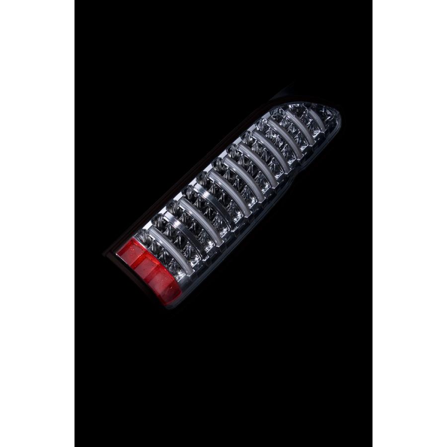 ヴァレンティ TT200ACE-CC-2 TRAD　LEDテールランプ シーケンシャル 200系ハイエース クリア/クローム TT200ACECC2