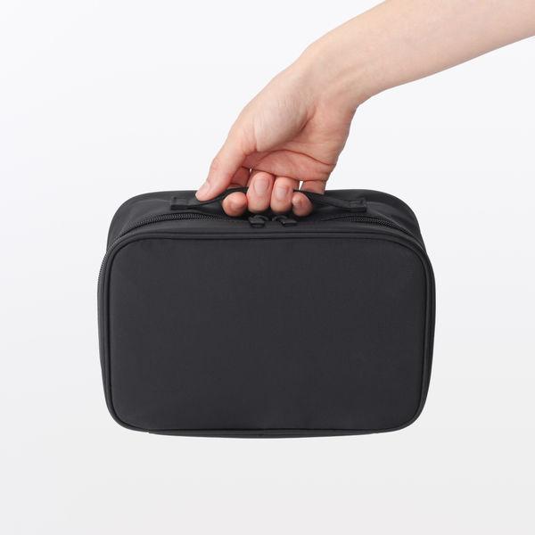 LOHACO - 無印良品 再生ナイロンメイクボックス 黒 S 約23×15．5