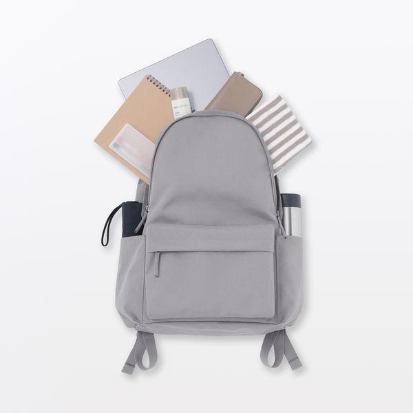 LOHACO - 無印良品 肩の負担を軽くする 撥水 リュックサック グレー