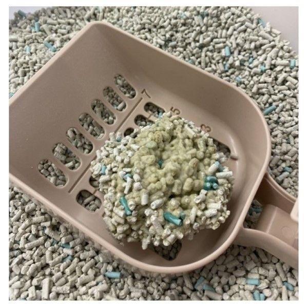 イチオシ（セール）猫砂 ニオイをとる砂 7歳以上用 鉱物タイプ 5L 8袋 ライオンペット