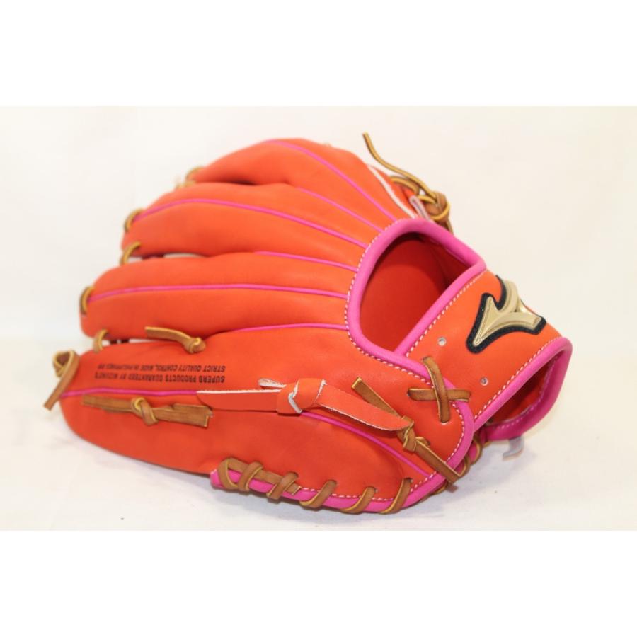 MIZUNO ミズノ 軟式グラブ 限定 内野手用 広島カープ 菊池モデル MIZUNO ミズノ 軟式グラブ 限定 内野手用 広島カープ 菊池モデル