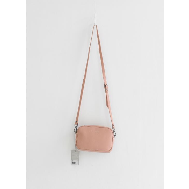 SALE セール】STATUS ANXIETY | PLUNDER (pink) ショルダーバッグ