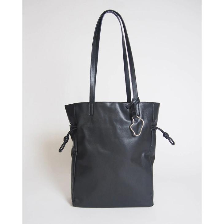 etul (エツル) | APPLE LEATHER ギャザートート (black) バッグ トート