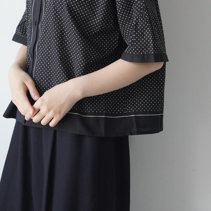 Pont de Chalons (ポンデシャロン) | パネルドットブラウス (ブラック) | ドットブラウス 水玉 トップス 半袖 ナチュラル カジュアル ゆったり 春夏 大人可愛いの画像