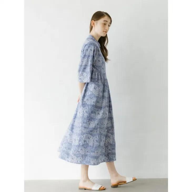 sosotto (ソソット) | LIBERTY タナローンチビ衿ヨーク切替ギャザーOP6分袖 (blue) | リバティ Fan柄 26ssの画像