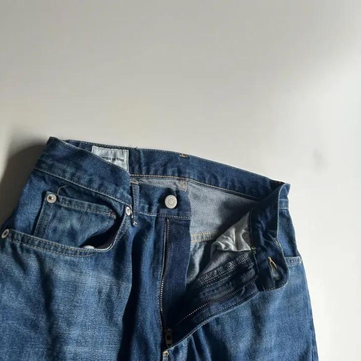 sasanqua by trees (サザンカバイツリーズ) | Wide straight Denim