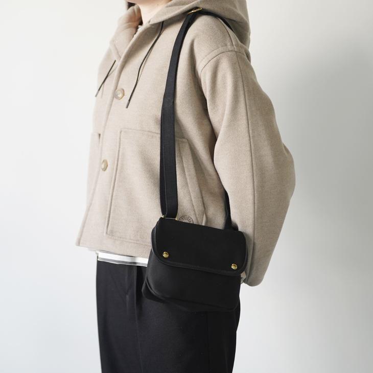 BRADY（ブレディ） | AVON MINI (black) | ブレディショルダーバッグ