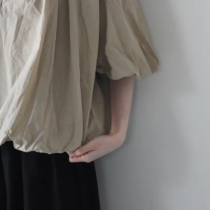 FACTORY (ファクトリー) | 綿ローン パラシュートブラウス (硫化ベージュ) size 2 | ギャザー バルーン袖 26SS 春夏の画像