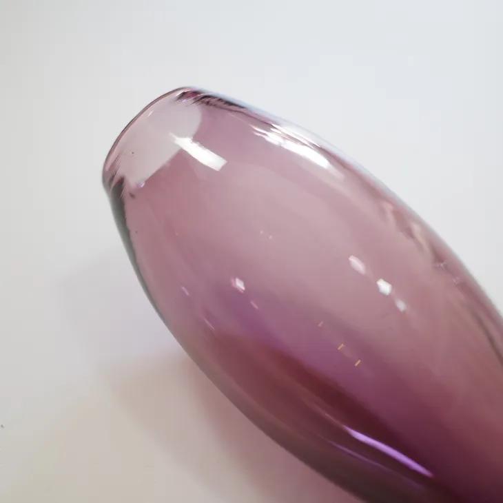 Riihimaen Lasi (by Aimo Okkolin) | Nimipaiva vase (smoky purple