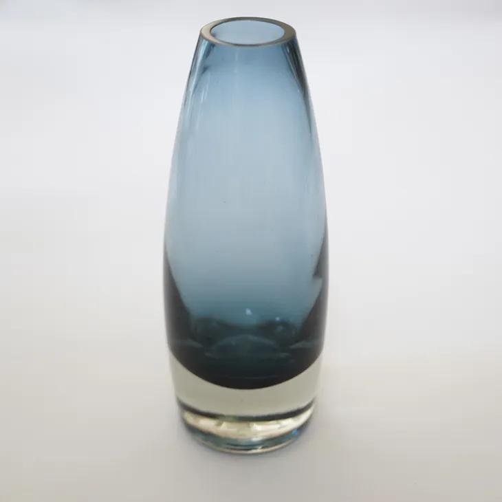Riihimaen Lasi (by Tamara Aladin) | Blue glass vase 1960's 北欧