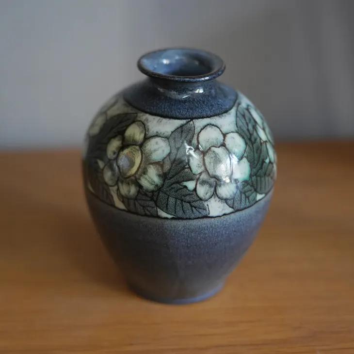 Torngrens Falkenberg (by Bonni Rehnqvist) | Vintage flower vase