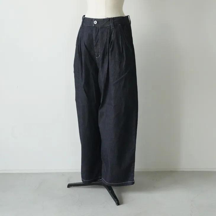 マノン　デニム　ブルー＋黒34サイズ MANON（マノン） | DENIM THREE TUCK WIDE PANTS (denim) one size