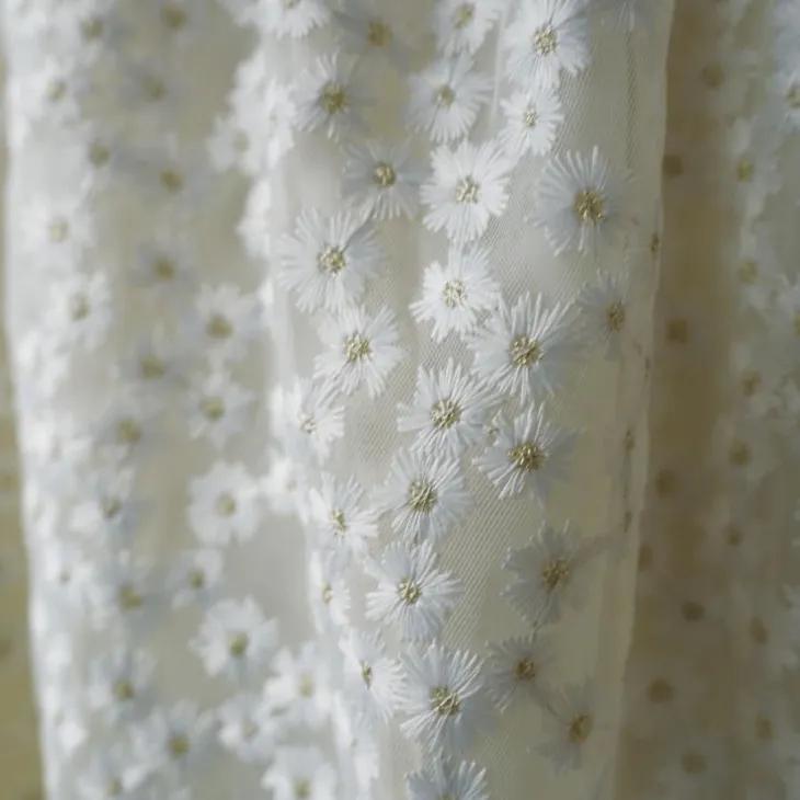 MANON (マノン) | FLOWER EMBROI PULL OVER BLOUSE (white) フラワー 