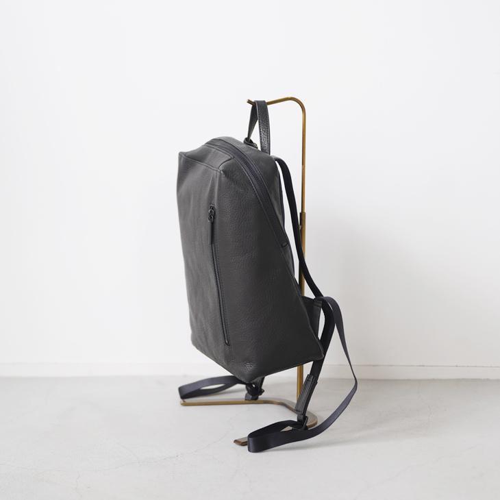 ポンタタ　本革レザーリュック　NON RUCK SALE セール】POMTATA (ポンタタ) | NON RUCK (black) リュック