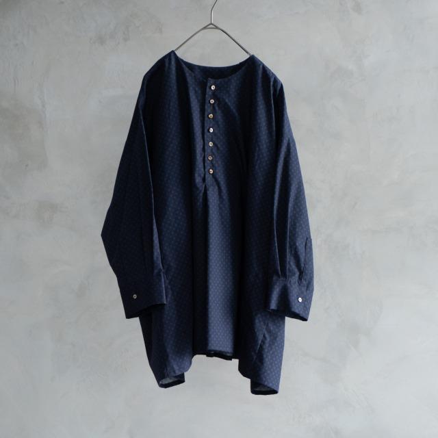 the last flower of afternoon | 明滅する秋 rectangle blouse (navy