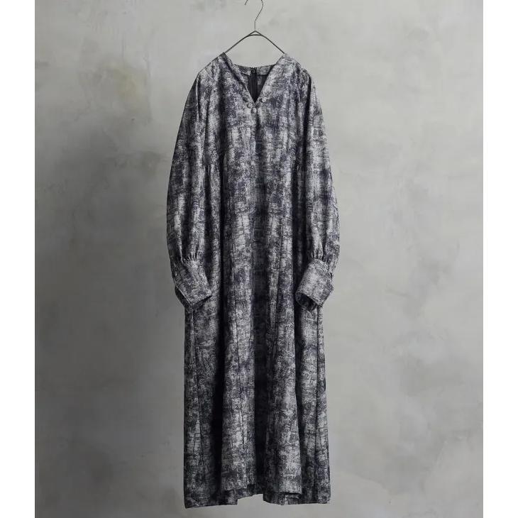 the last flower of the afternoon | 藍色の靄 Key neck A line dress (black) | ザラストフラワーオブジアフターヌーン