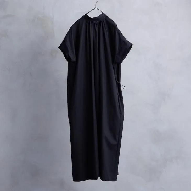 the last flower of the afternoon | 静寂の欠片 Half sleeve back-opened dress (black) | ザラストフラワーオブジアフターヌーン