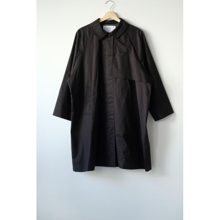 utilite (ユティリテ) | ステンカラーハーフコート (black) アウター
