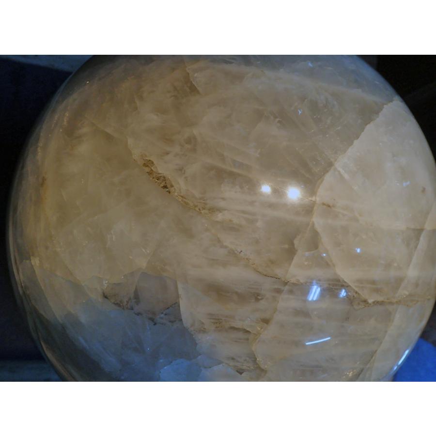 天然石】水晶＿特大の丸玉、希少クリスタル！約60kg(引き取り限定)