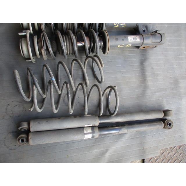 エッセ DBA-L235S 純正ショックサス1台分セット : 株式会社萩尾商会